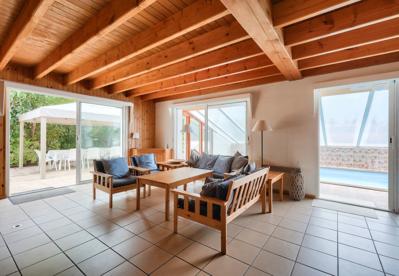 House in La Faute-sur-Mer - 600m from the beach, house for 8 with a pool