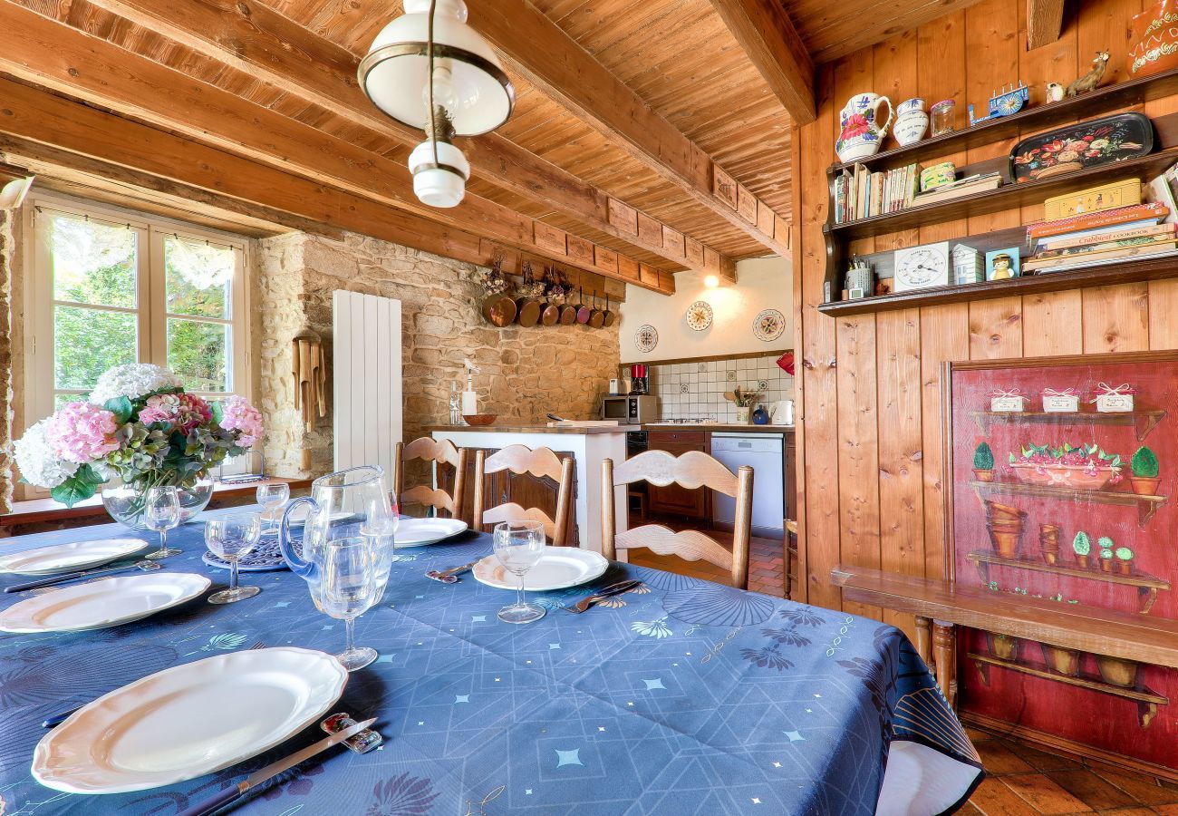 House in Le Bono - 20m from Le Bono harbor, charming house for 6
