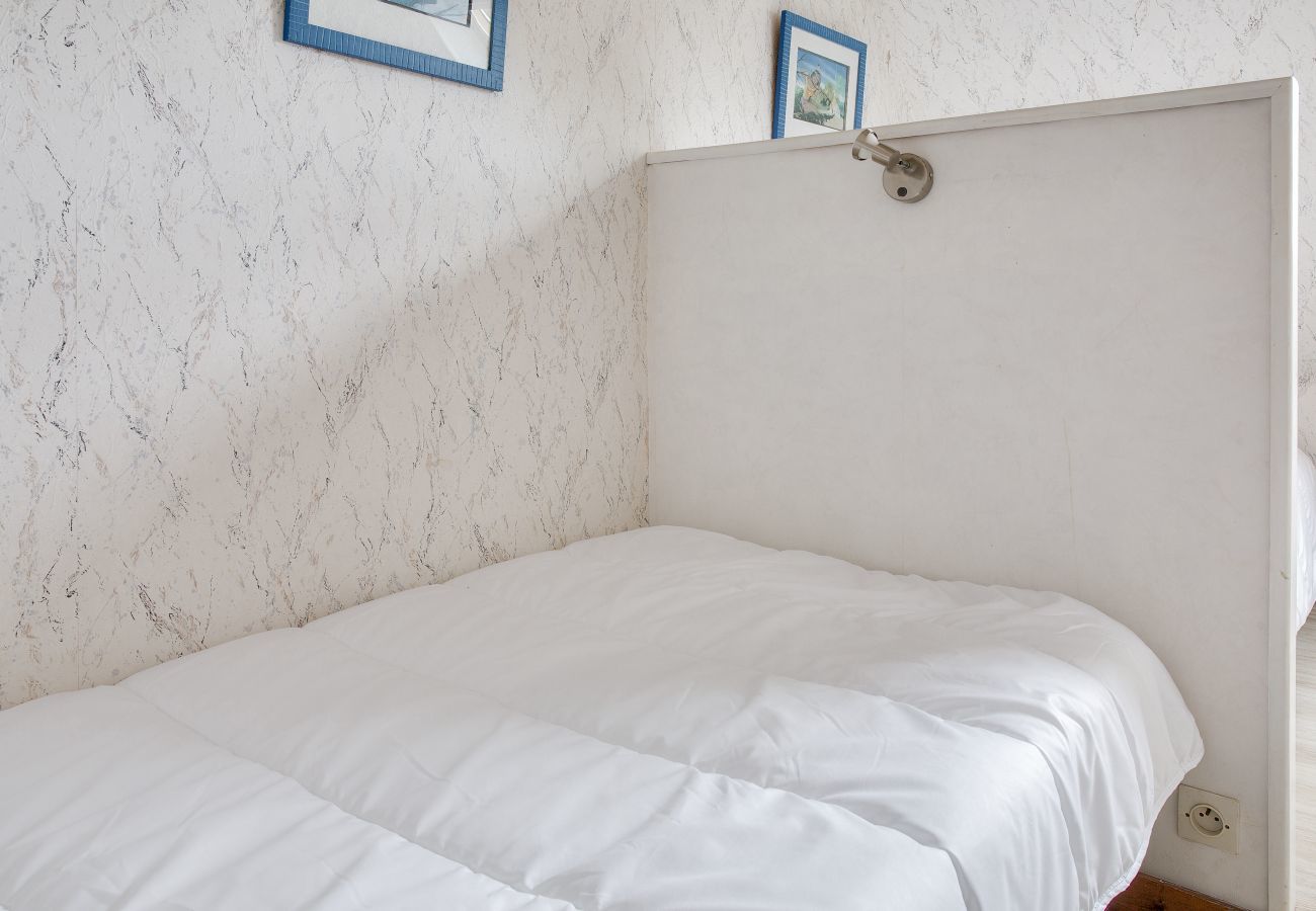 House in Plogastel-Saint-Germain - Breton penty for 4 in Plougastel St Germain