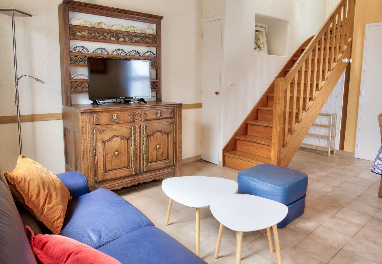 House in Plogastel-Saint-Germain - Breton penty for 4 in Plougastel St Germain