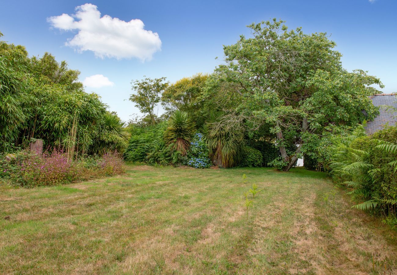 House in Plogastel-Saint-Germain - Breton penty for 4 in Plougastel St Germain