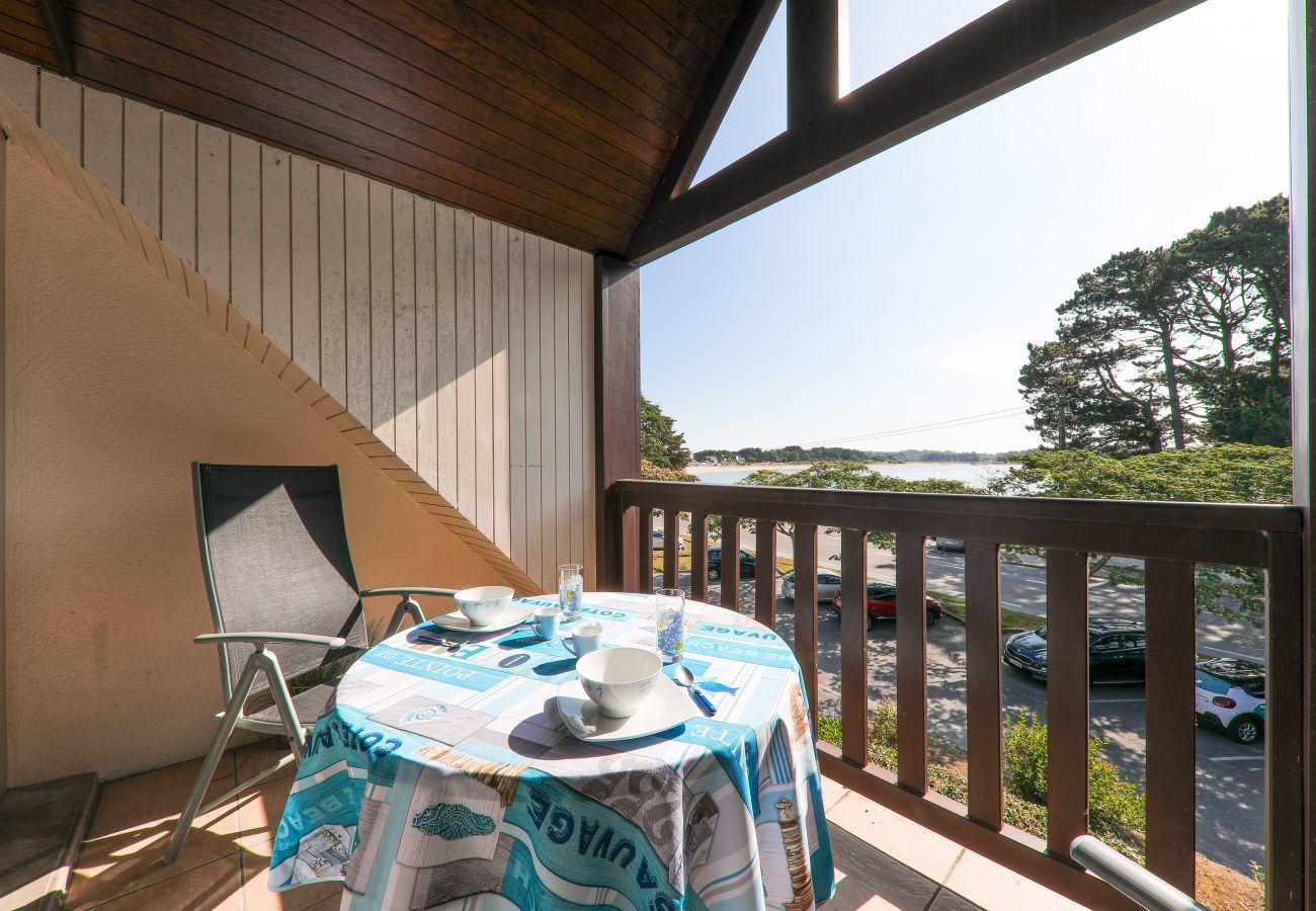 Apartment in Carnac - A peaceful stay with sea views in Carnac for 3