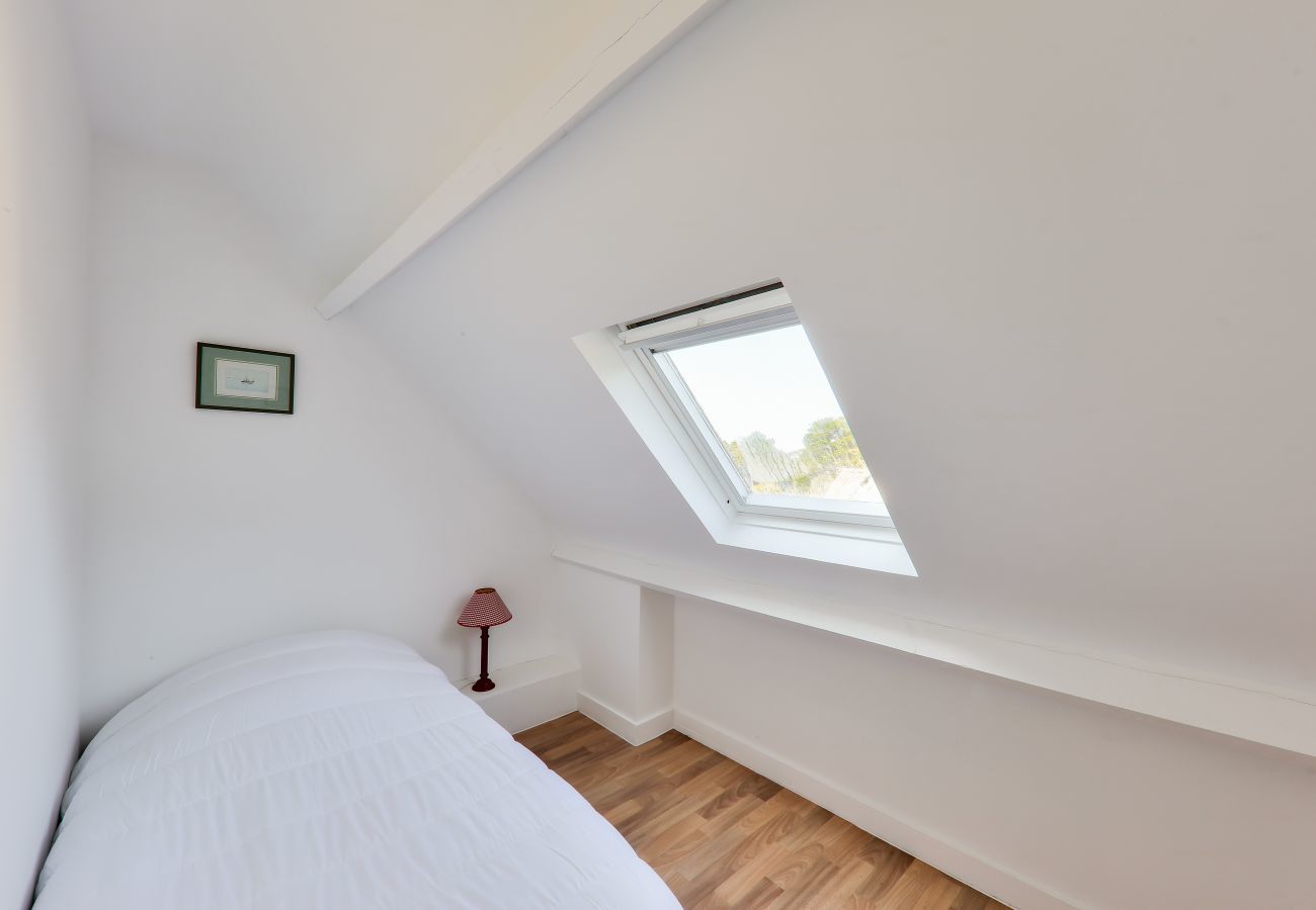 Apartment in Carnac - A peaceful stay with sea views in Carnac for 3