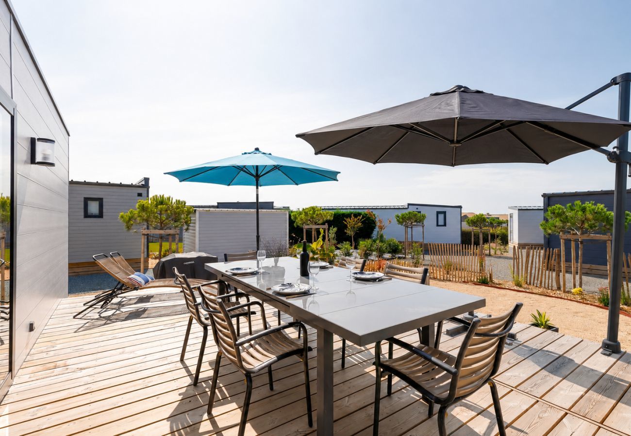 Chalet in Bretignolles-sur-Mer - Chalet for 6 in a residence with swimming pool