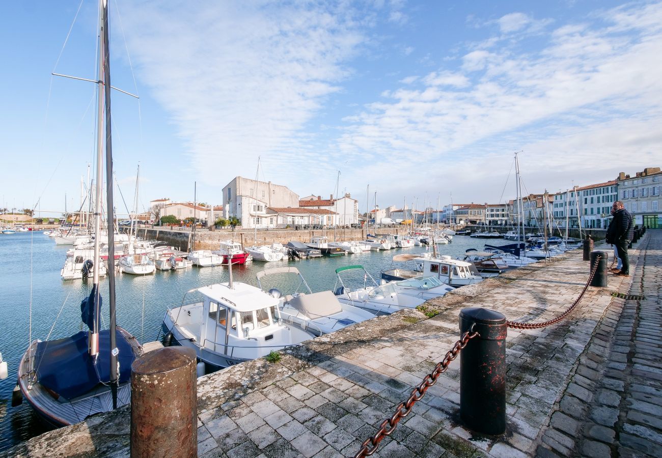 Studio in Saint-Martin-de-Ré - La Suite 24 - Port St-Martin-de-Ré- Studio terrace
