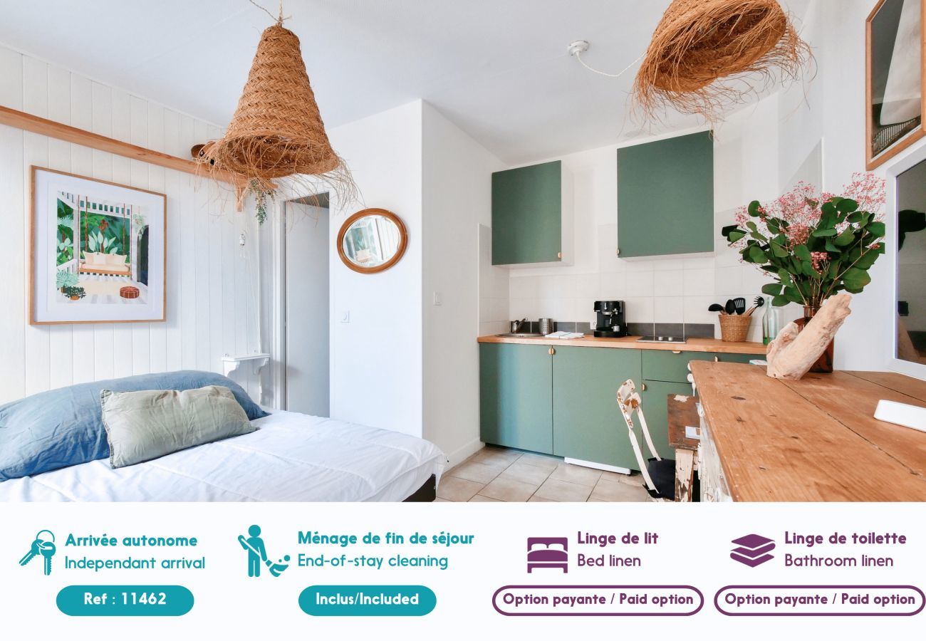 Studio in Saint-Martin-de-Ré - La Suite 24 - Port St-Martin-de-Ré- Studio terrace