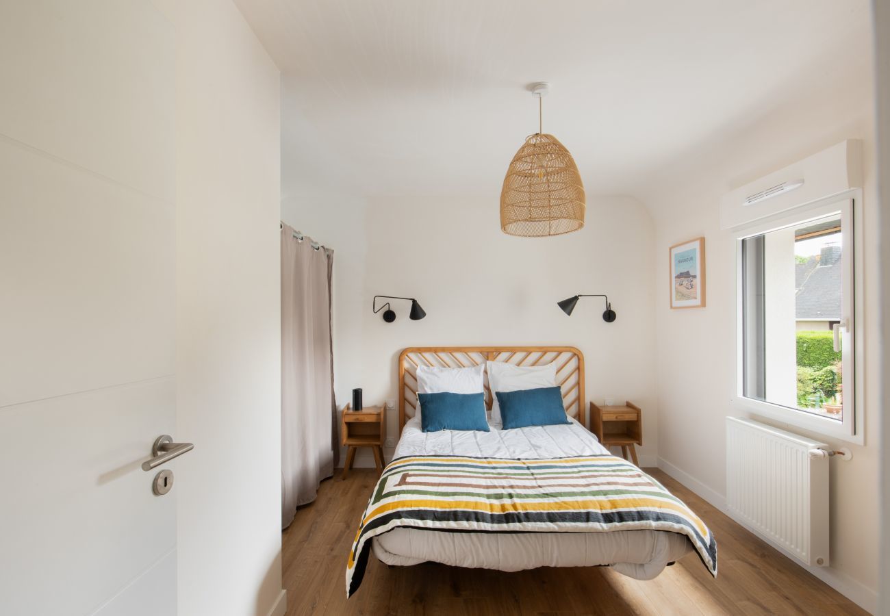 House in Dinard - House for 8 with all mod cons - close to beaches