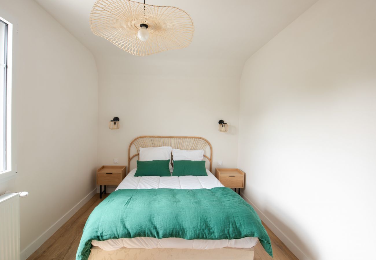 House in Dinard - House for 8 with all mod cons - close to beaches