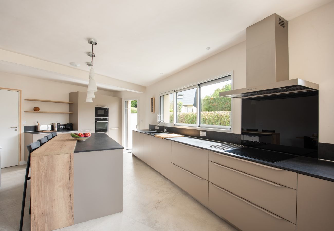 House in Dinard - House for 8 with all mod cons - close to beaches
