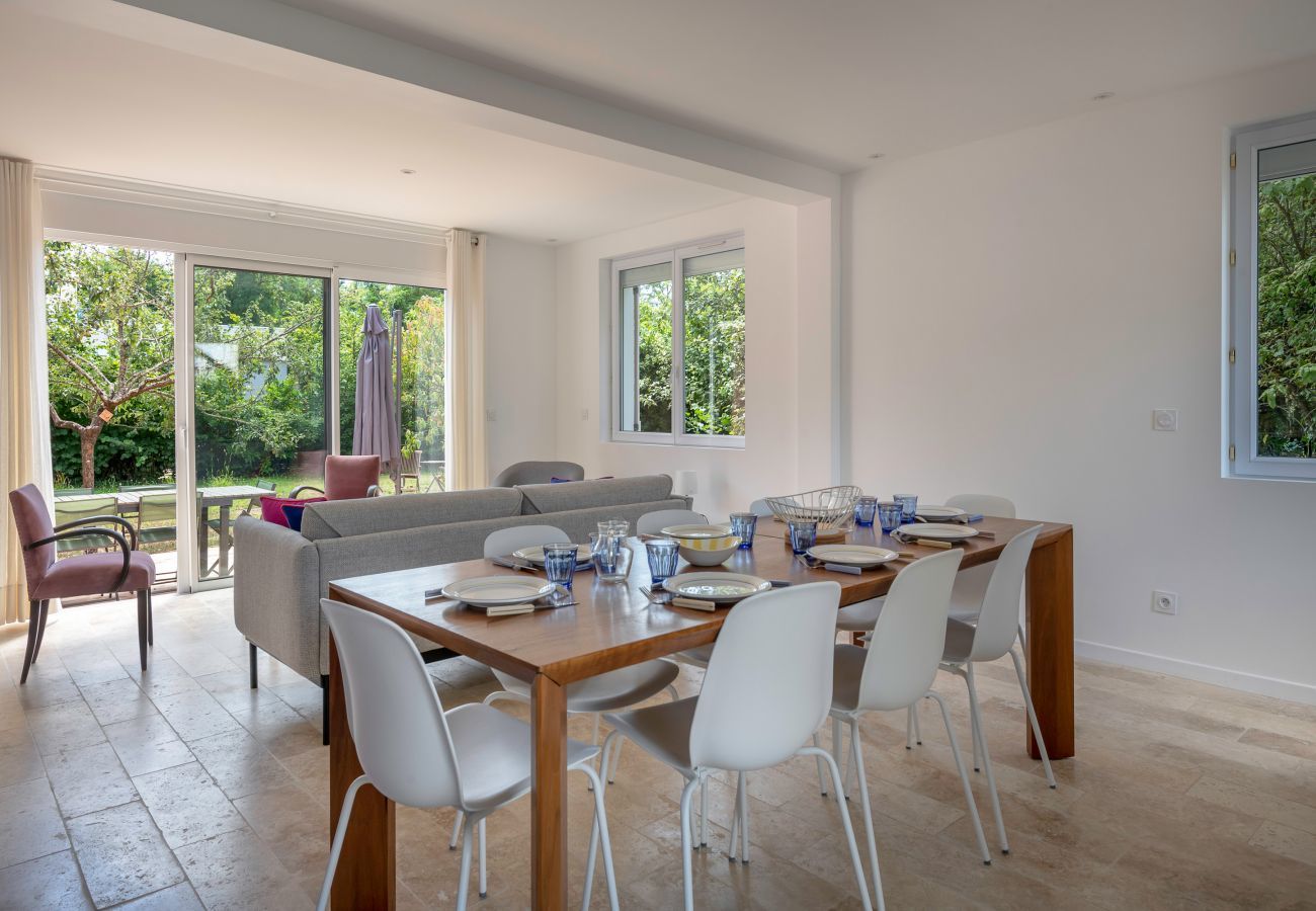 House in La Baule-Escoublac - Modern house with garden for 8 in La Baule 