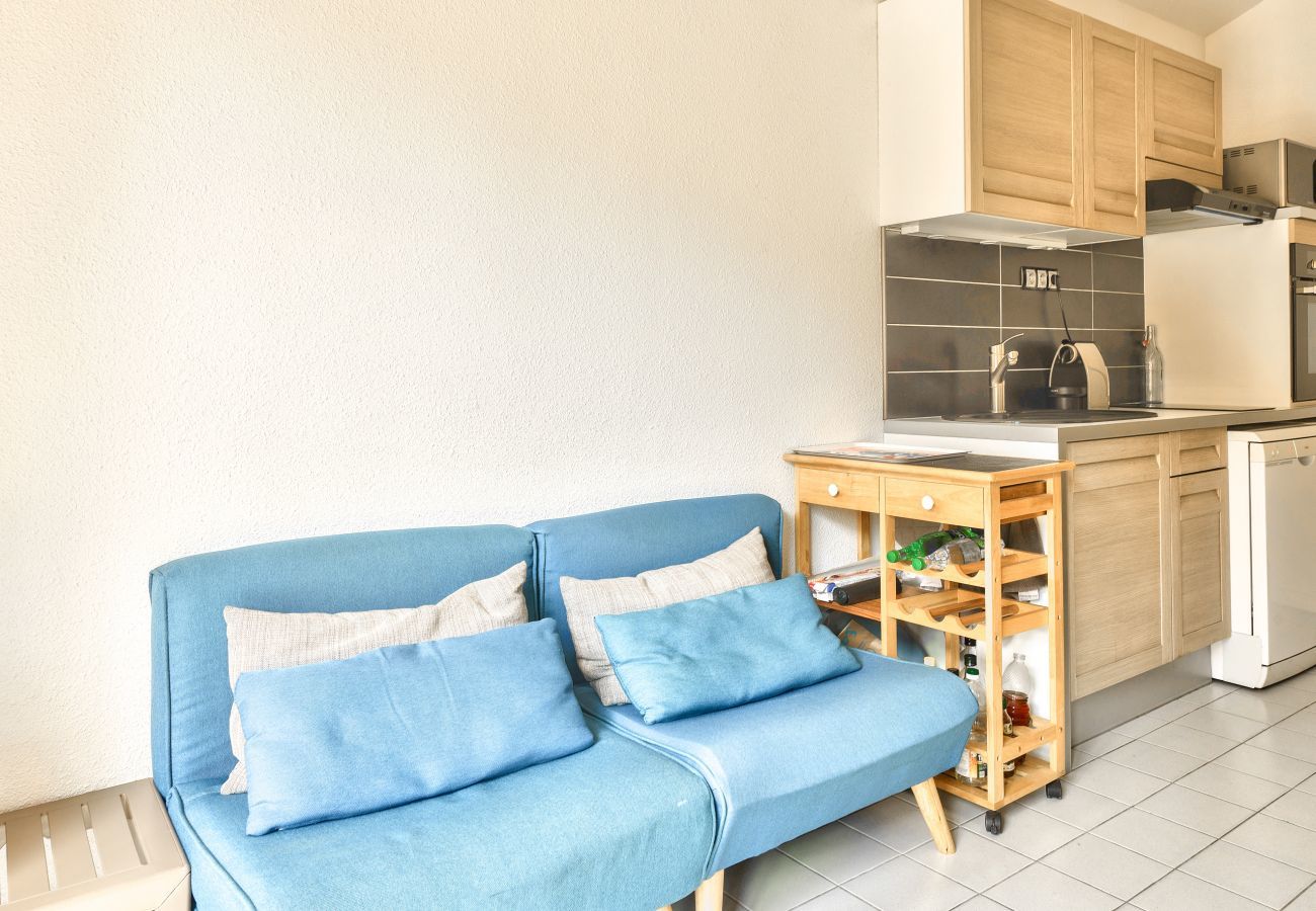 Terraced House in Lacanau - House for 4 with pool in Lacanau