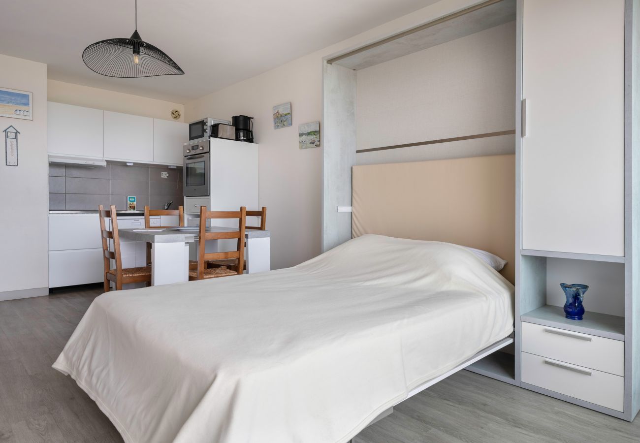 Apartment in Saint-Brevin-les-Pins - St Brévin - Studio - 4 People - Sea View