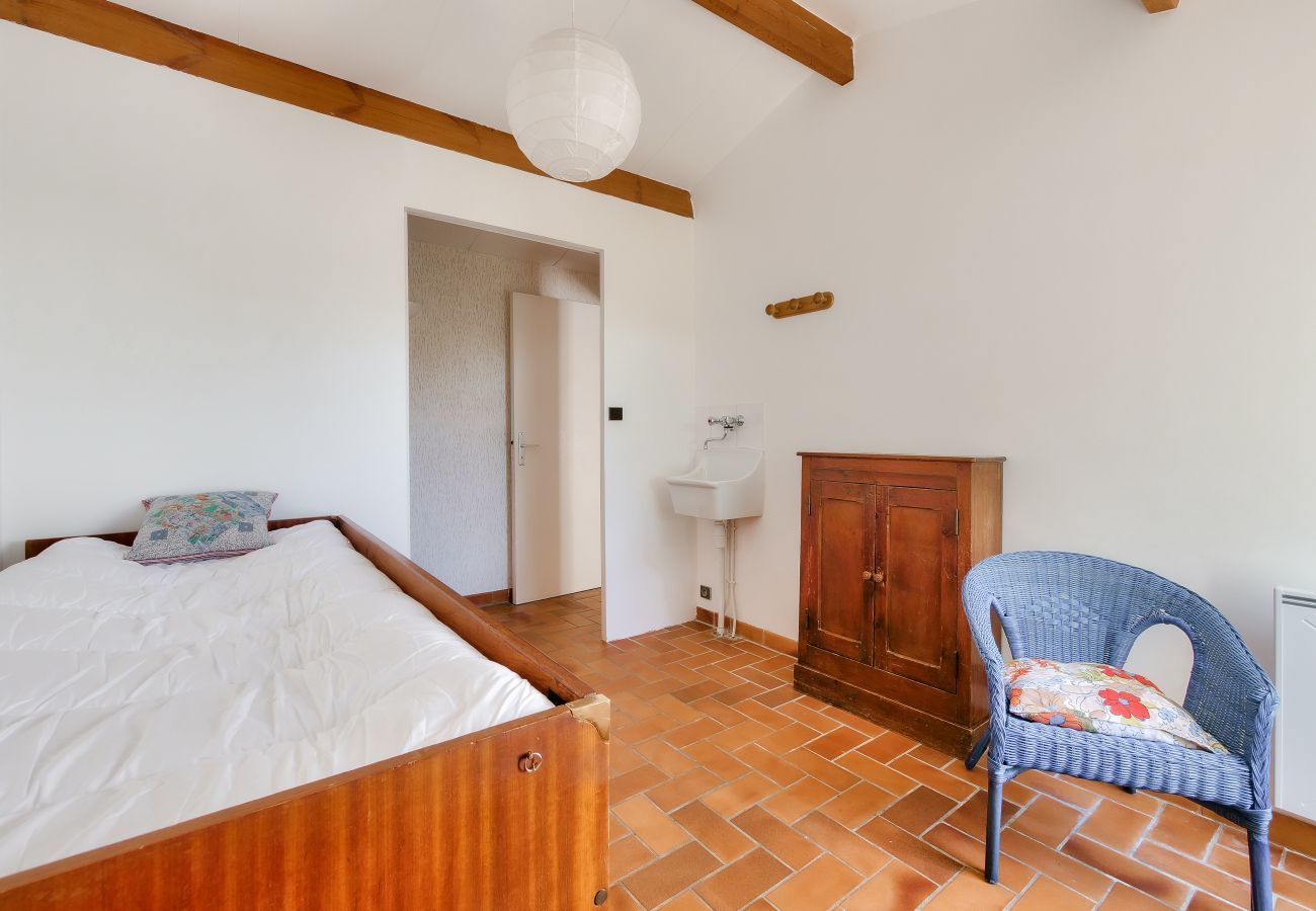House in Sainte-Marie-de-Ré - Large house for 7 400m from the beach