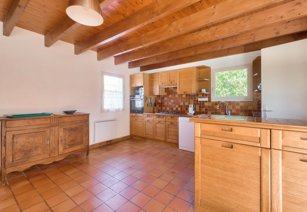 House in Sainte-Marie-de-Ré - Large house for 7 400m from the beach