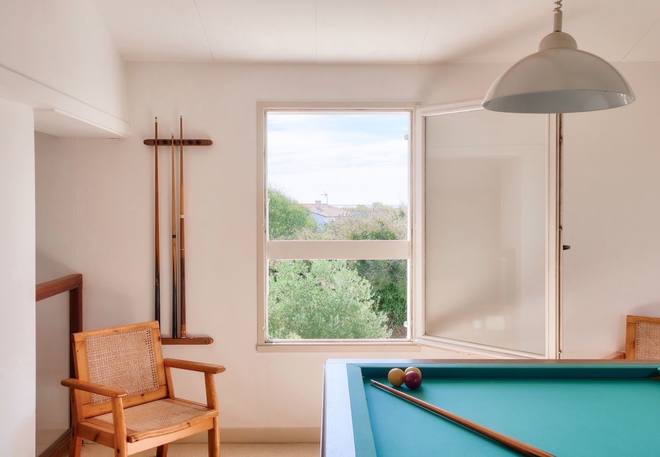 House in Sainte-Marie-de-Ré - Large house for 7 400m from the beach