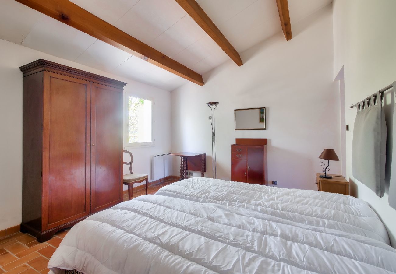 House in Sainte-Marie-de-Ré - Large house for 7 400m from the beach