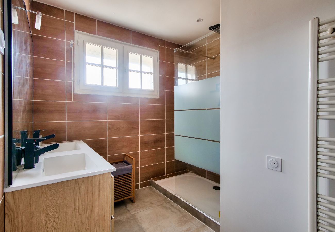 House in Avrillé - House for 10 with a pool