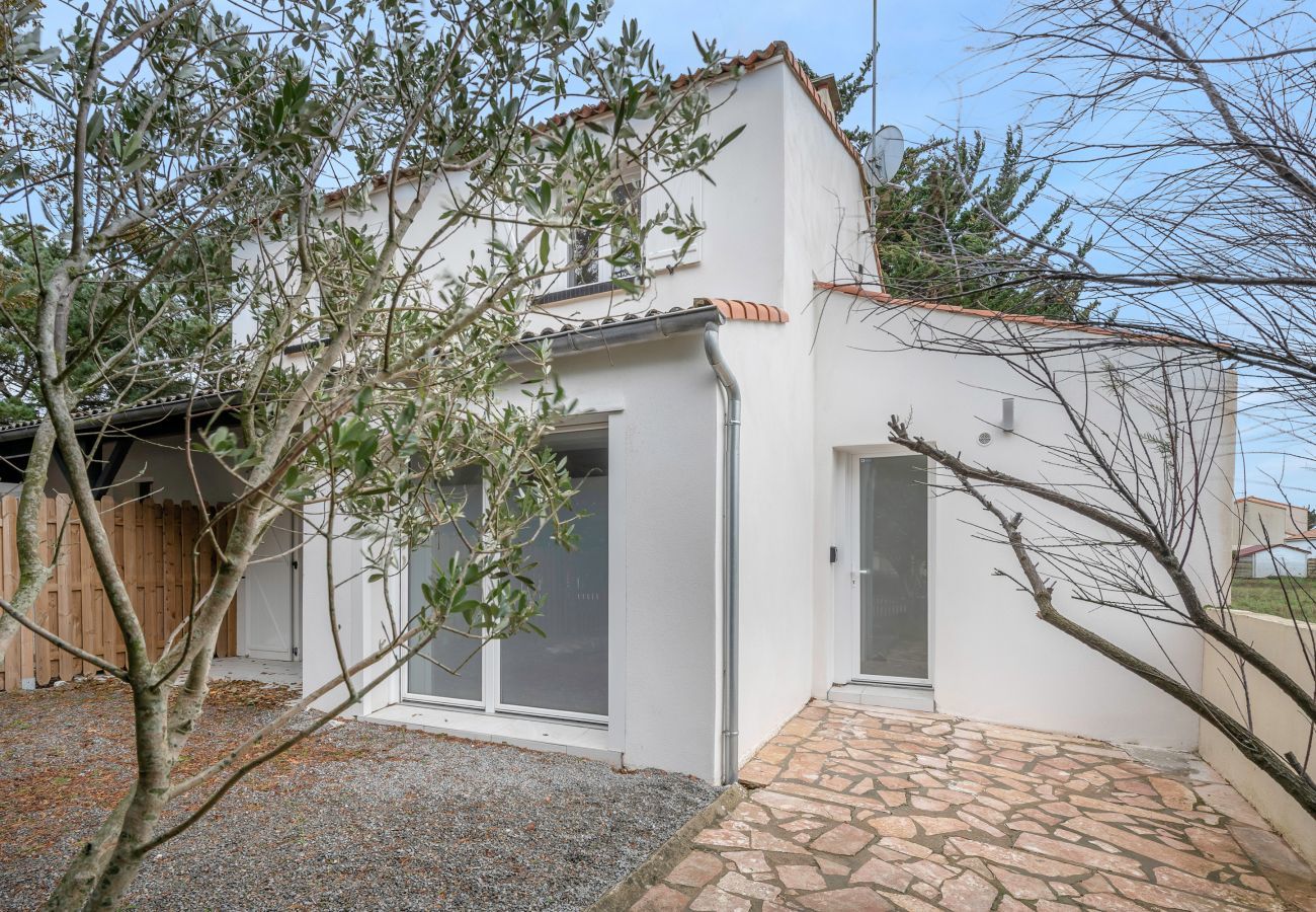 House in La Bernerie-en-Retz - House for 8, with jacuzzi 200m from the beach