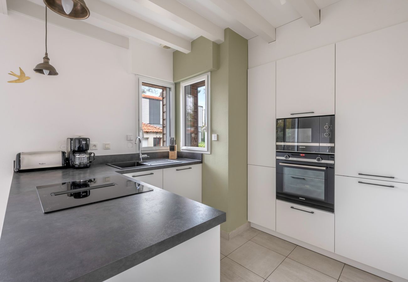 House in Saint-Michel-Chef-Chef - 