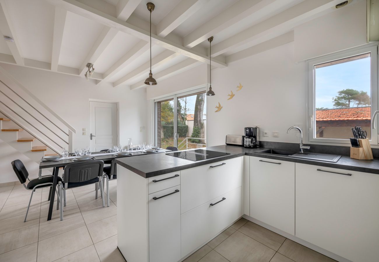 House in Saint-Michel-Chef-Chef - 