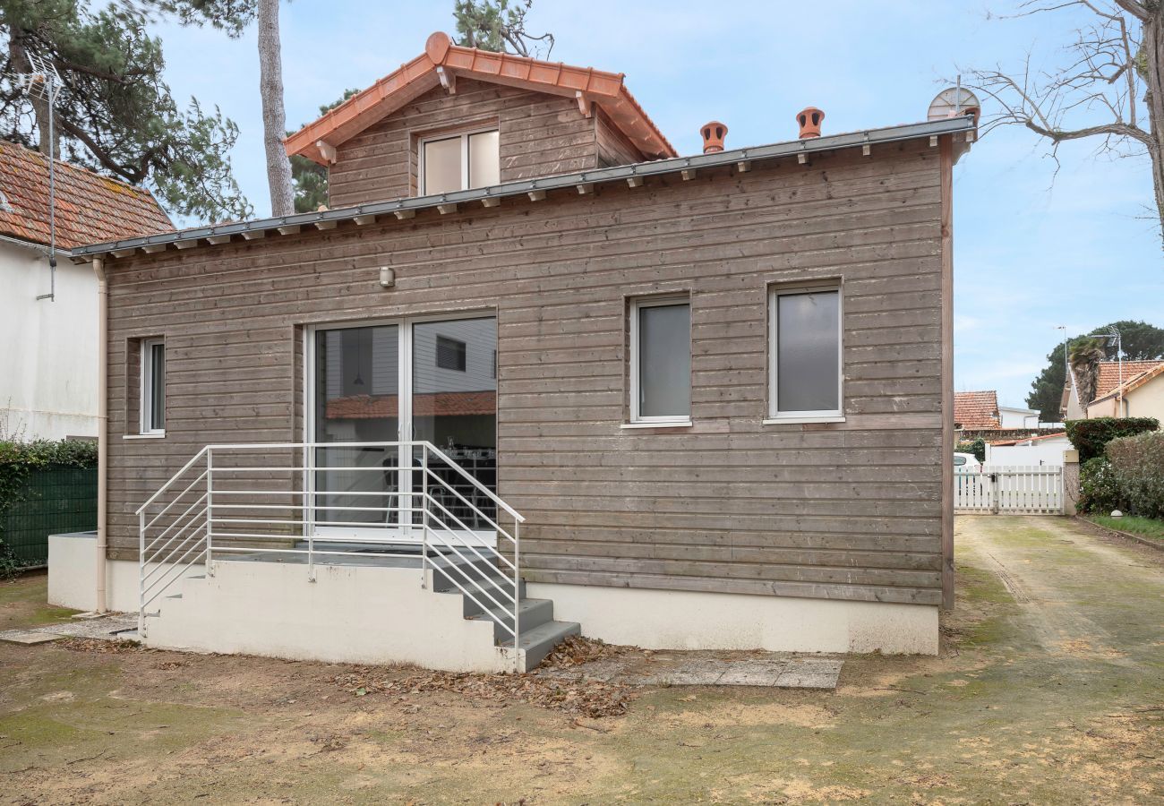 House in Saint-Michel-Chef-Chef - 