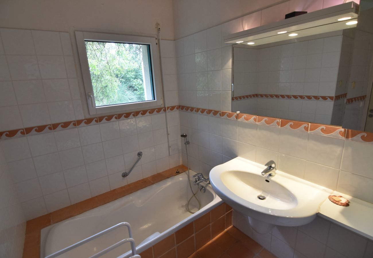 House in Erquy - At 750m Portuais beach - House for 13