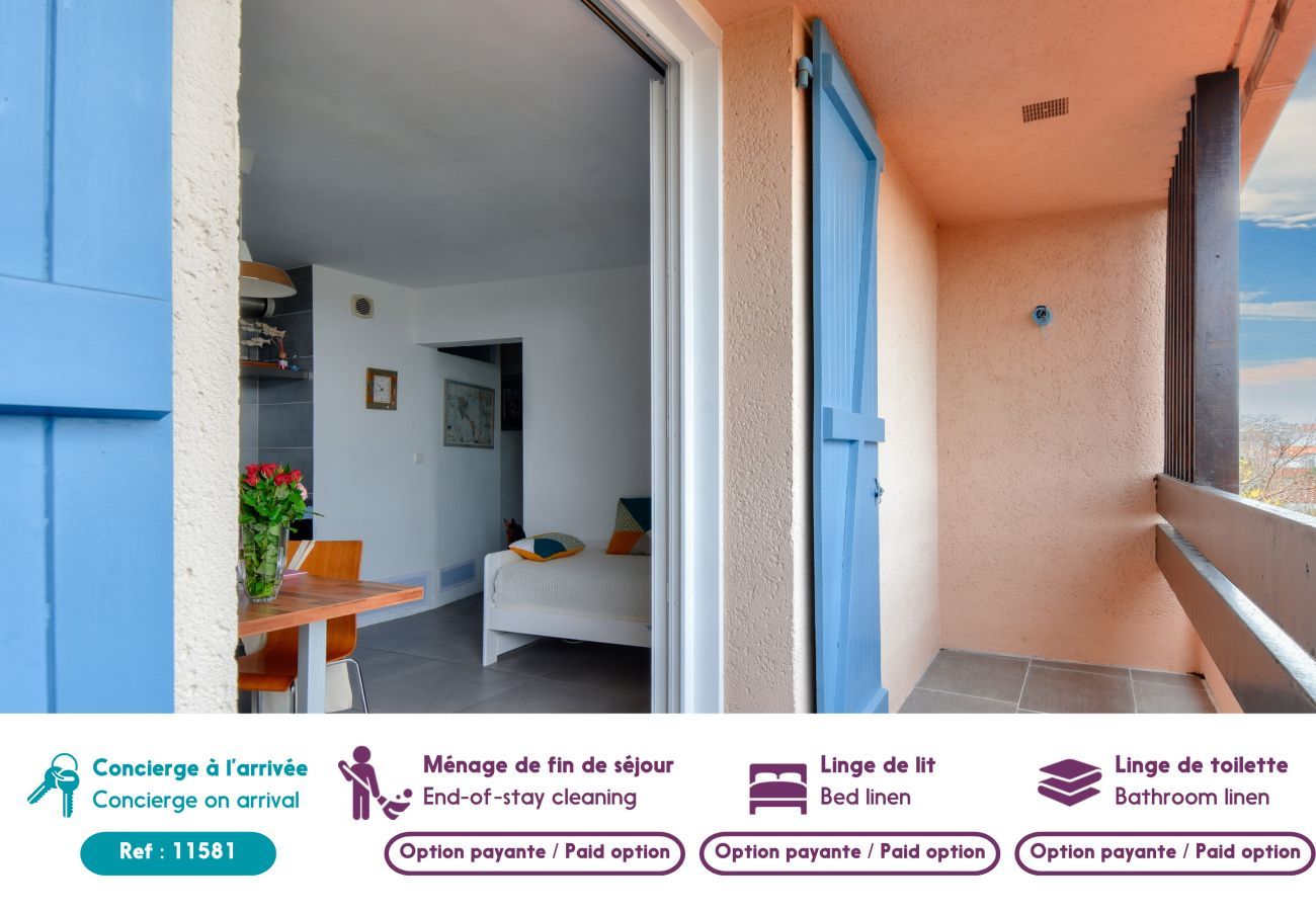 Apartment in Noirmoutier-en-l´Ile - Apartment for 4 on estate with pool