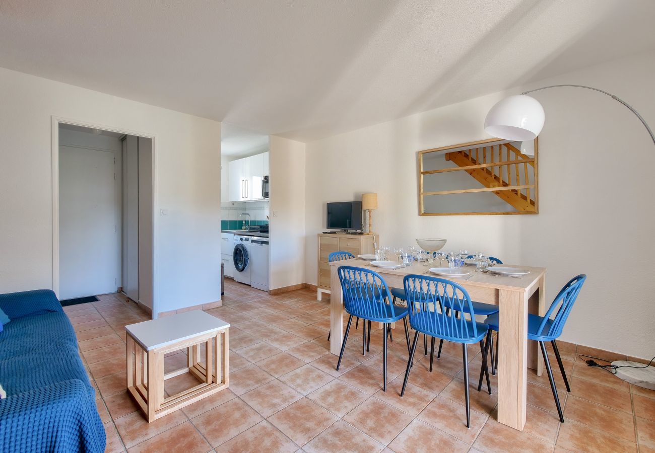 House in Ars-en-Ré - Stay for 4 with swimming pool, near thermal baths