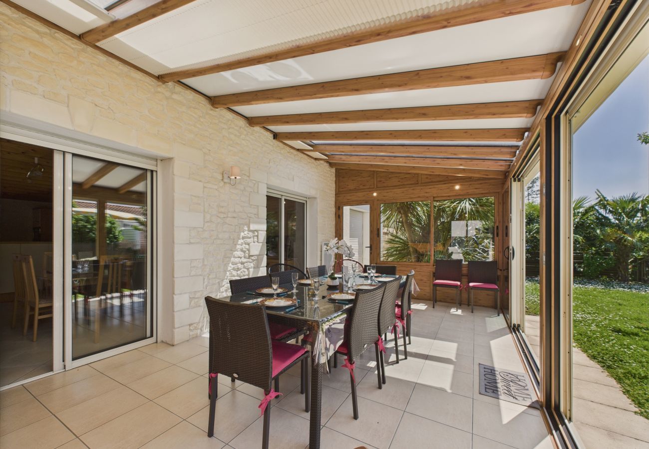 House in Longeville-sur-Mer - House for 8 - 5min from the beach - garden & veranda