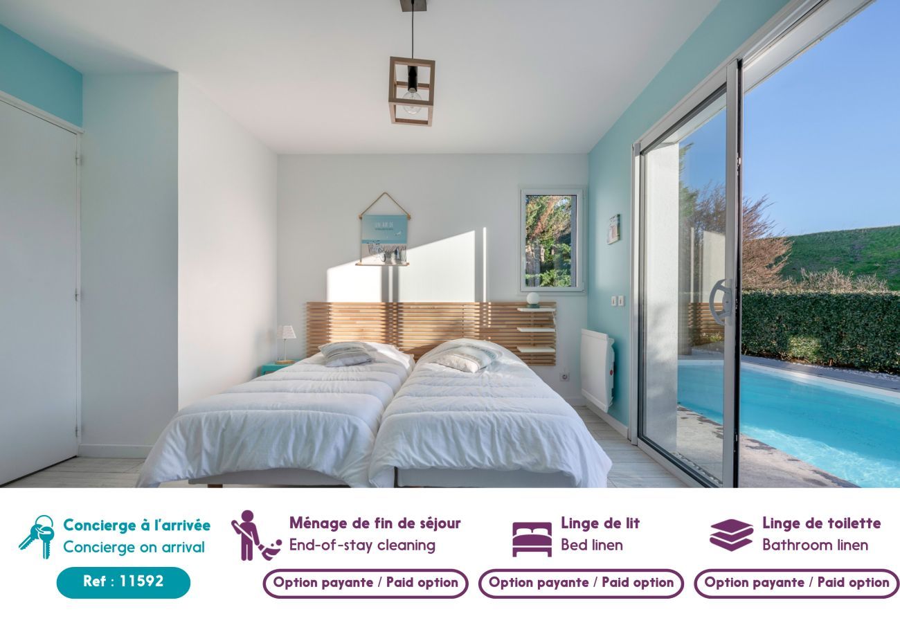 House in La Turballe - Comfort stay with pool - 6 adults, 3 children