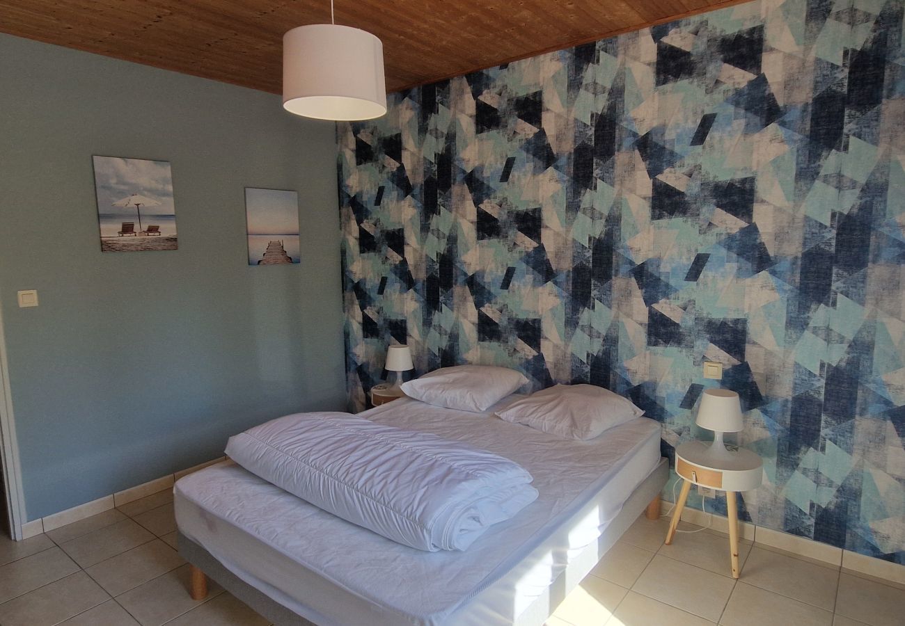 House in Les Sables-d´Olonne - Modern 2-bedroom house with shared pool