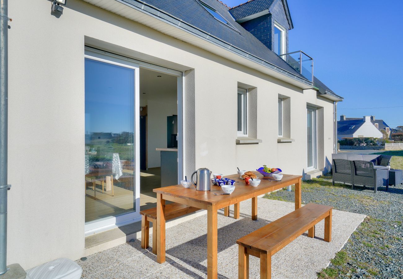 House in Penmarch - Breton stay for 7 with view of Eckmühl lighthouse