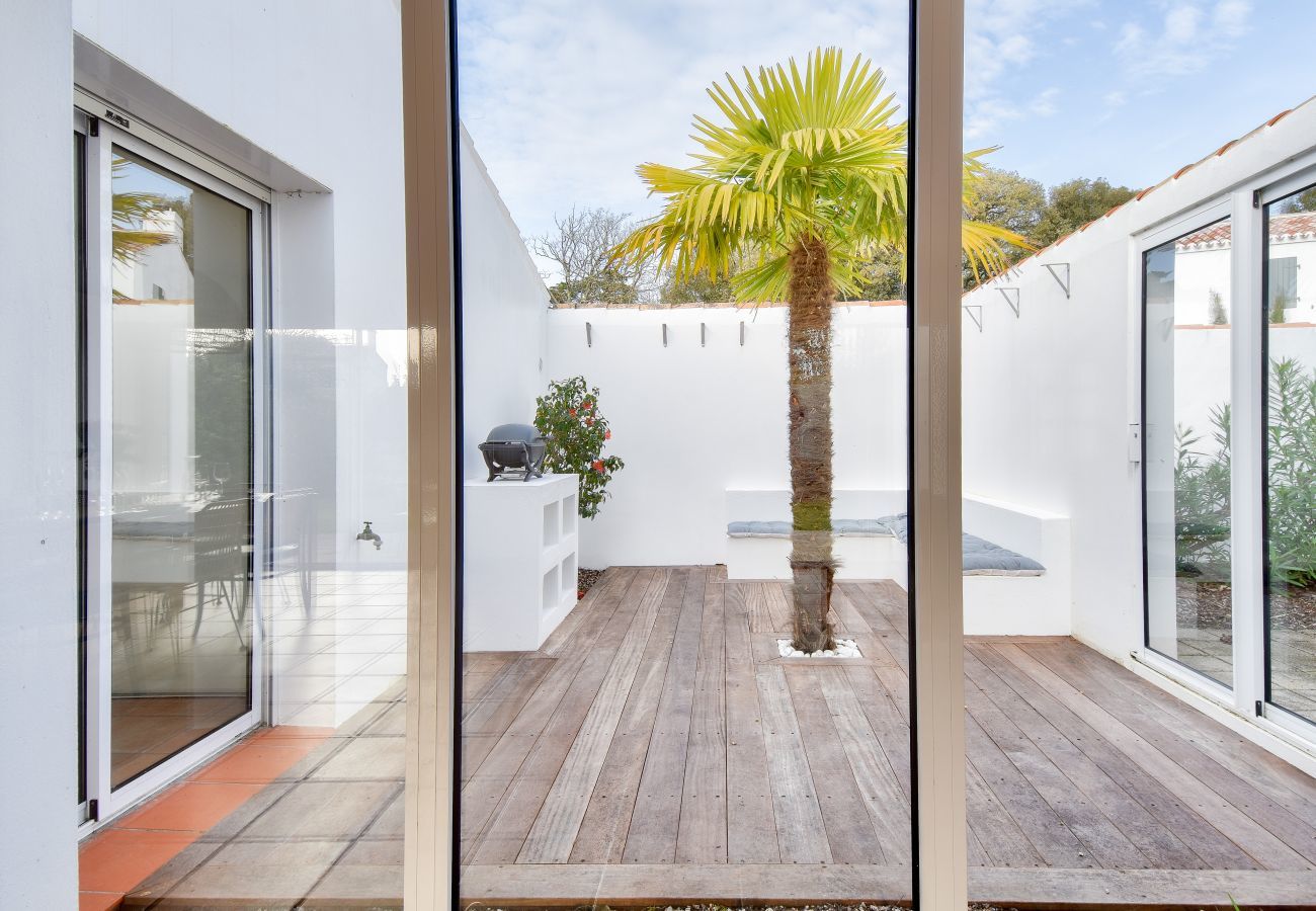 House in Noirmoutier-en-l´Ile - House for 14 - 150 m from La Clère beach