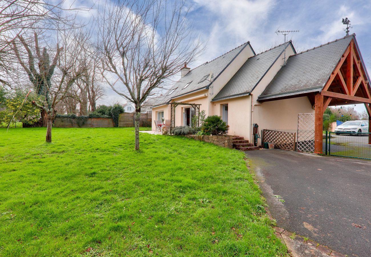 House in Le Tour-du-Parc - 4 bedroom house with garden - Tour du Parc