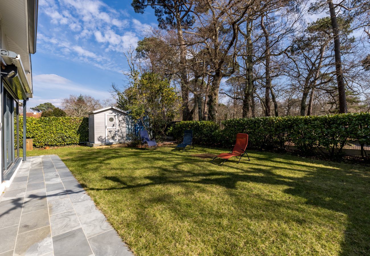 Villa in Andernos-les-Bains - Garden and comfort 600m from the Jetée beach