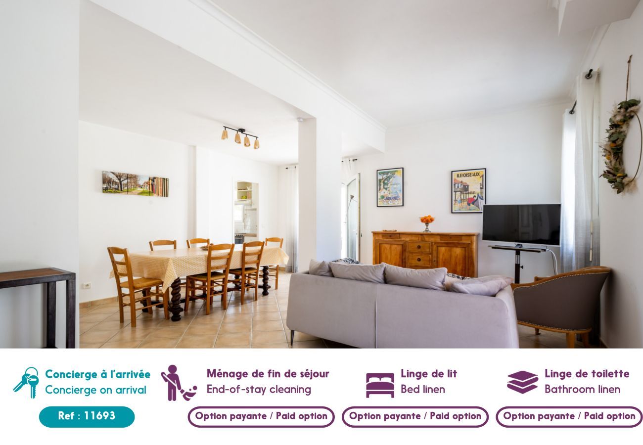 House in Andernos-les-Bains - 250 m from the beach - House with garden for 4