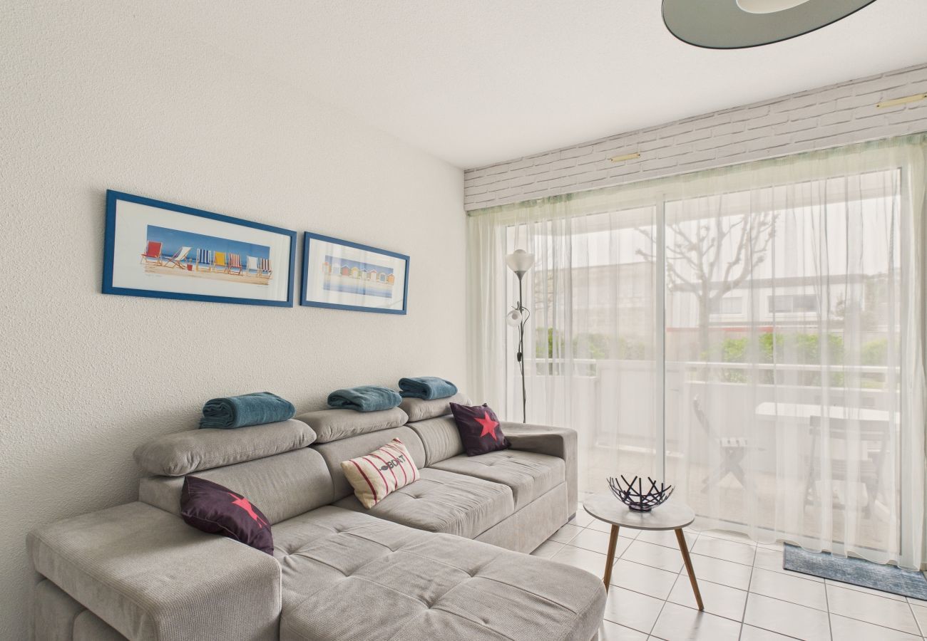 Apartment in Saint-Gilles-Croix-de-Vie - Between beach and port: Apartment for 4