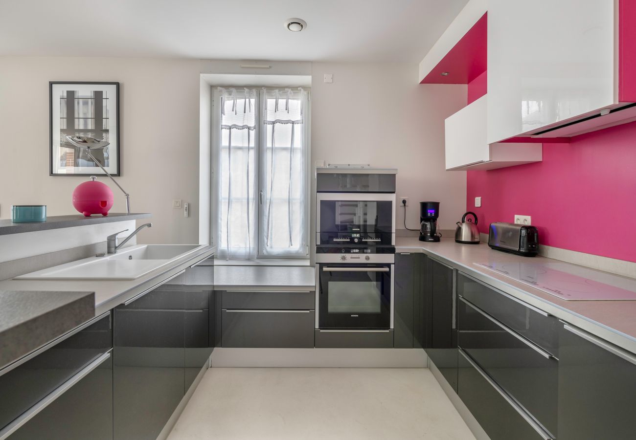Apartment in Le Pouliguen - 200 m port – 700 m beach – 4 adults - 1 child