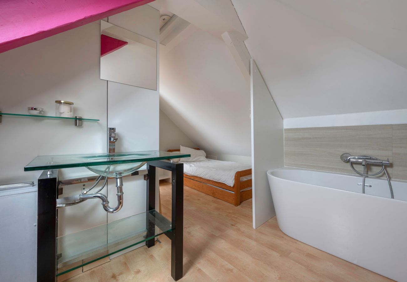Apartment in Le Pouliguen - 200 m port – 700 m beach – 4 adults - 1 child