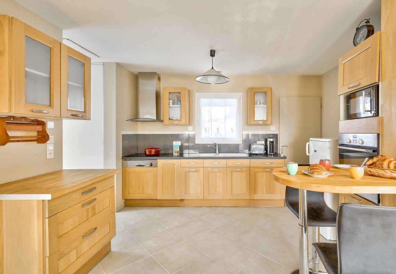House in Plomeur - Pointe de la Torche 5km- House for 4- Surfers