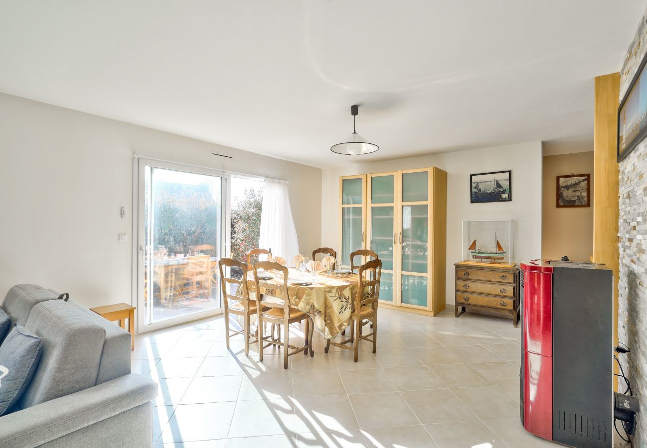 House in Plomeur - Pointe de la Torche 5km- House for 4- Surfers