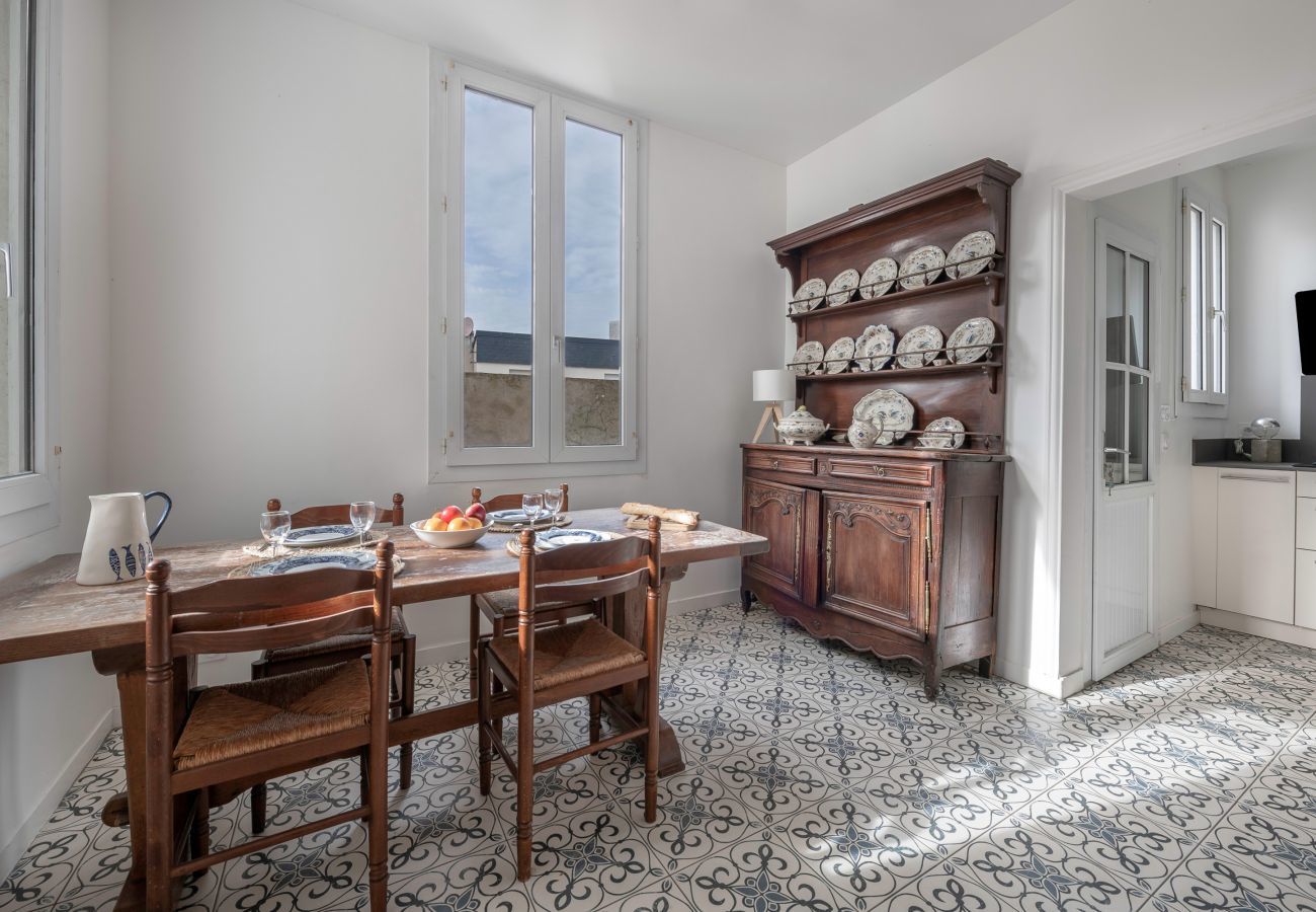 House in Le Pouliguen - 800m from the beach - big house for 8