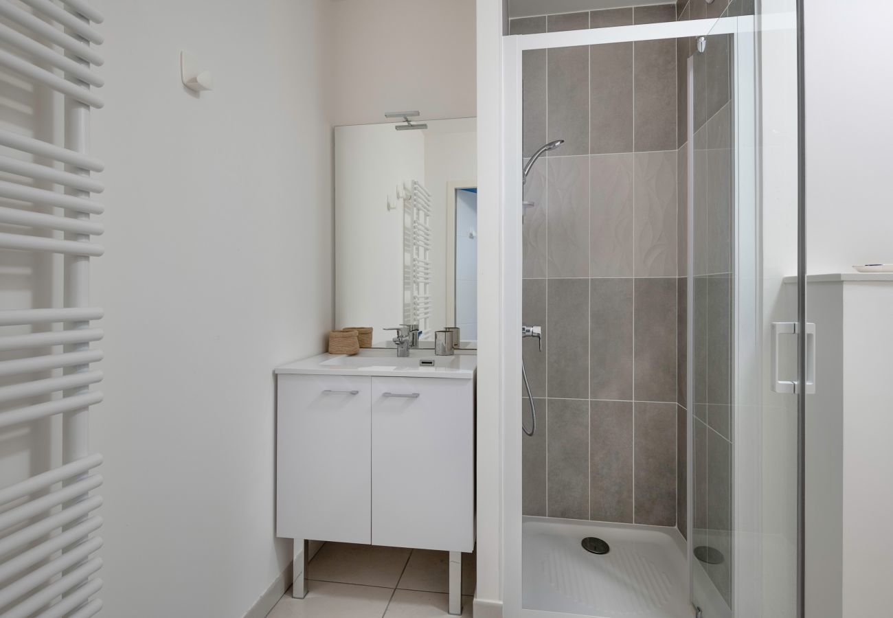 Apartment in Le Pouliguen - A trip to Le Pouliguen at 150m from the harbour