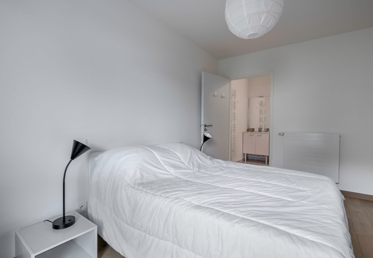 Apartment in Le Pouliguen - A trip to Le Pouliguen at 150m from the harbour