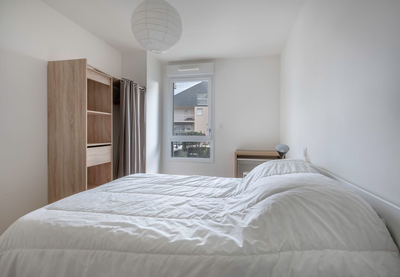 Apartment in Le Pouliguen - A trip to Le Pouliguen at 150m from the harbour