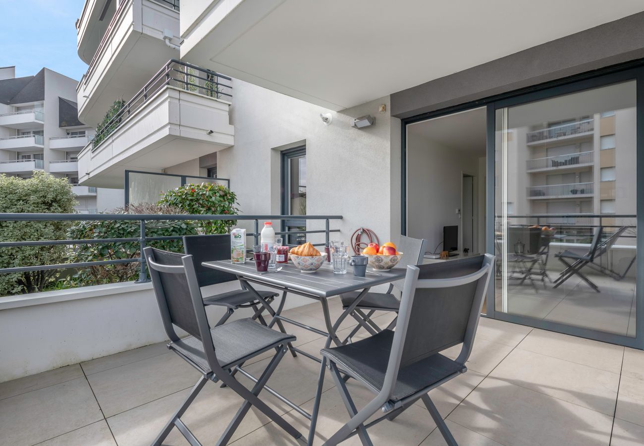 Apartment in Le Pouliguen - A trip to Le Pouliguen at 150m from the harbour