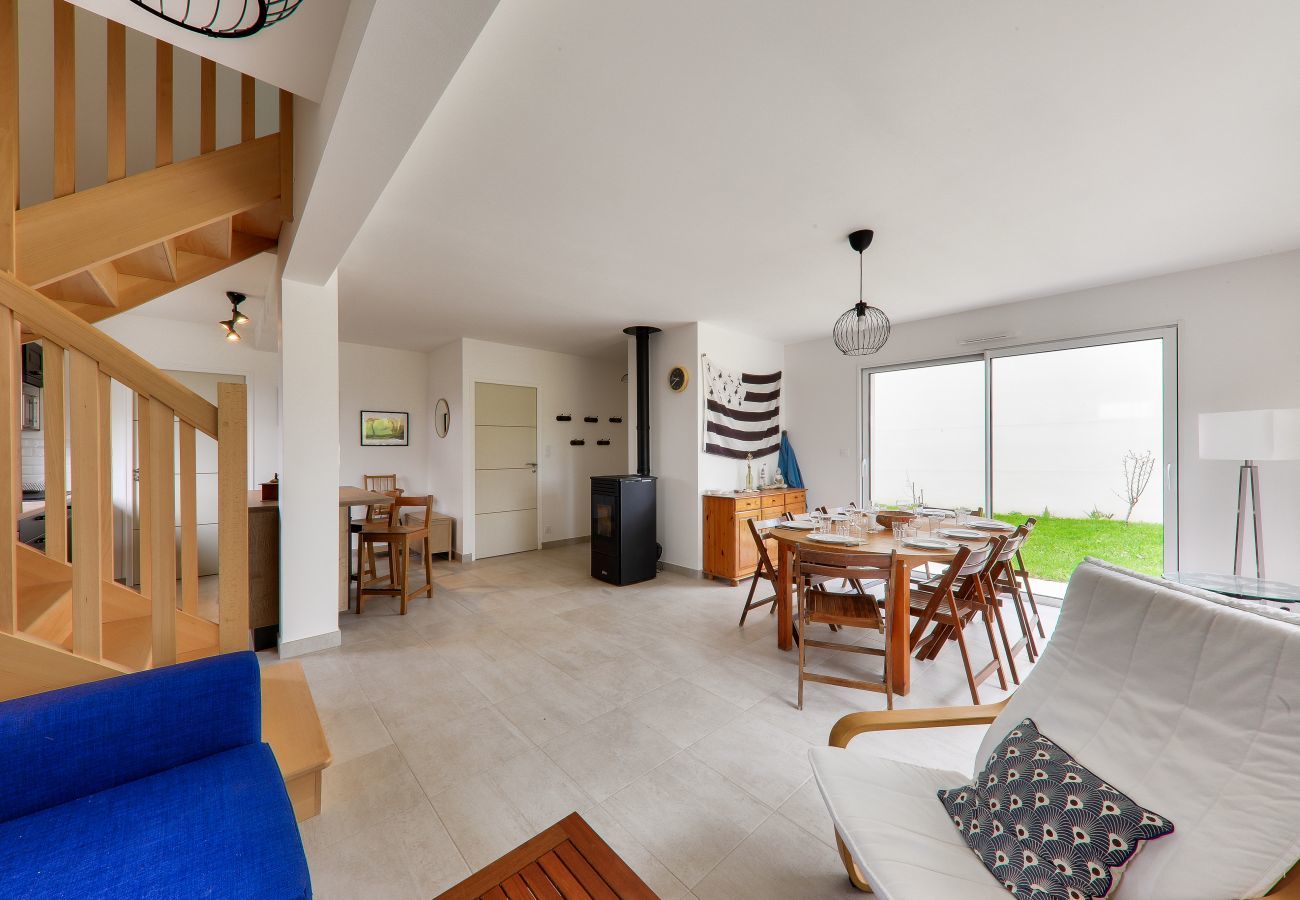 House in Saint-Pierre-Quiberon - 600m from the beach, house for 8 with garden