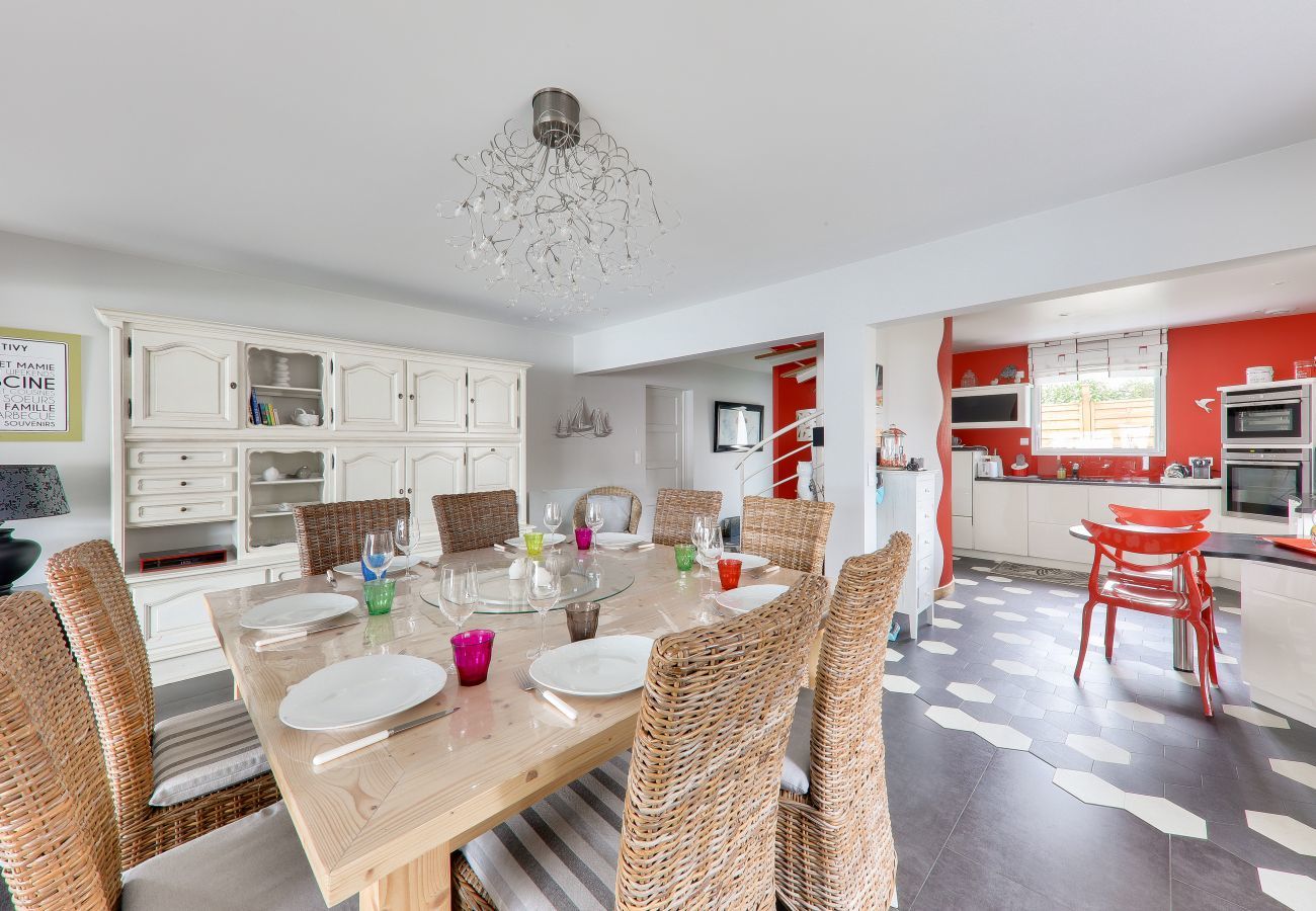 House in Saint-Pierre-Quiberon - House for 8 -Pool - 550 m from the beach