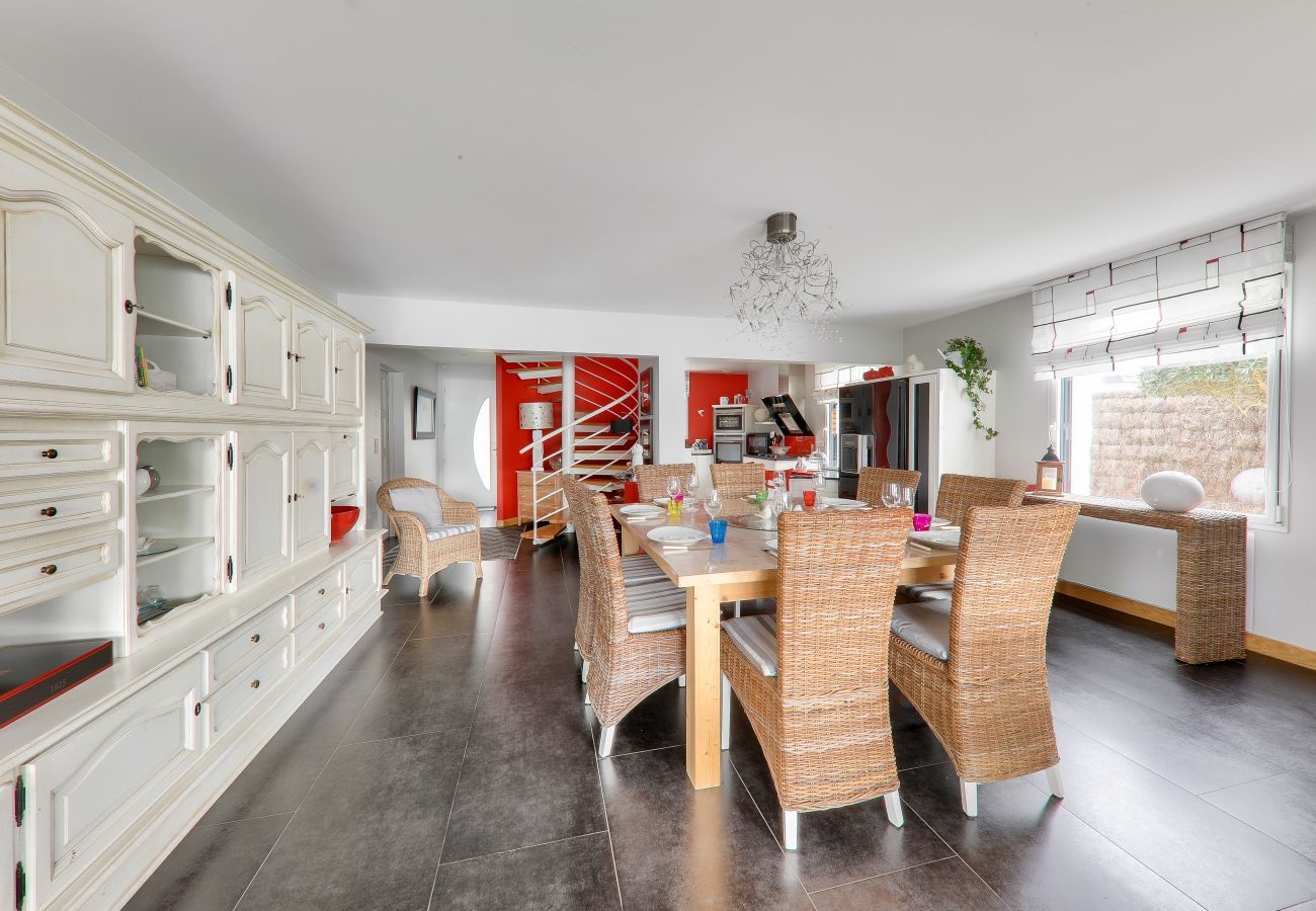 House in Saint-Pierre-Quiberon - House for 8 -Pool - 550 m from the beach