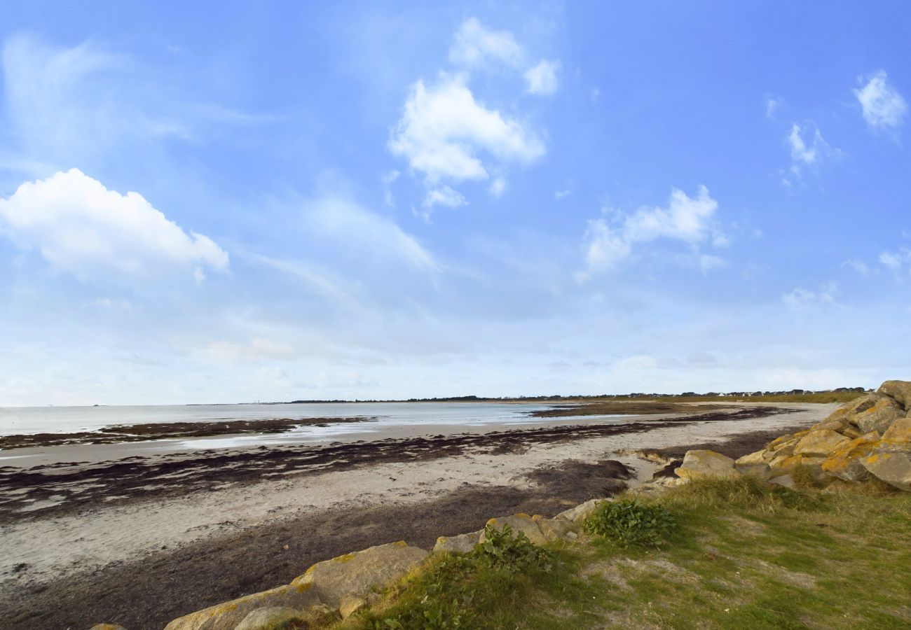 House in Loctudy - An exceptional address for 4 on Queffen Island